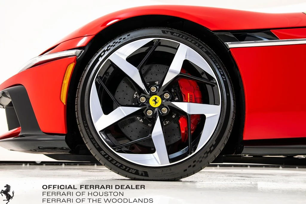 2025 Ferrari 12Cilindri - Image 22 of 31