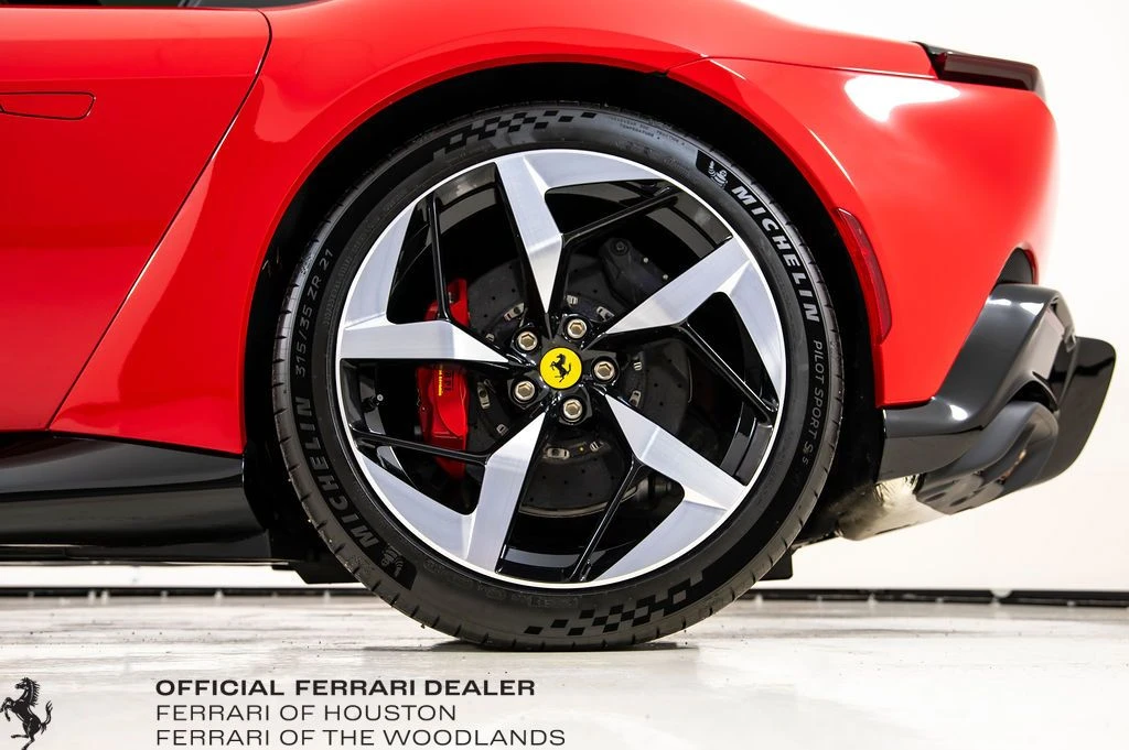 2025 Ferrari 12Cilindri - Image 24 of 31
