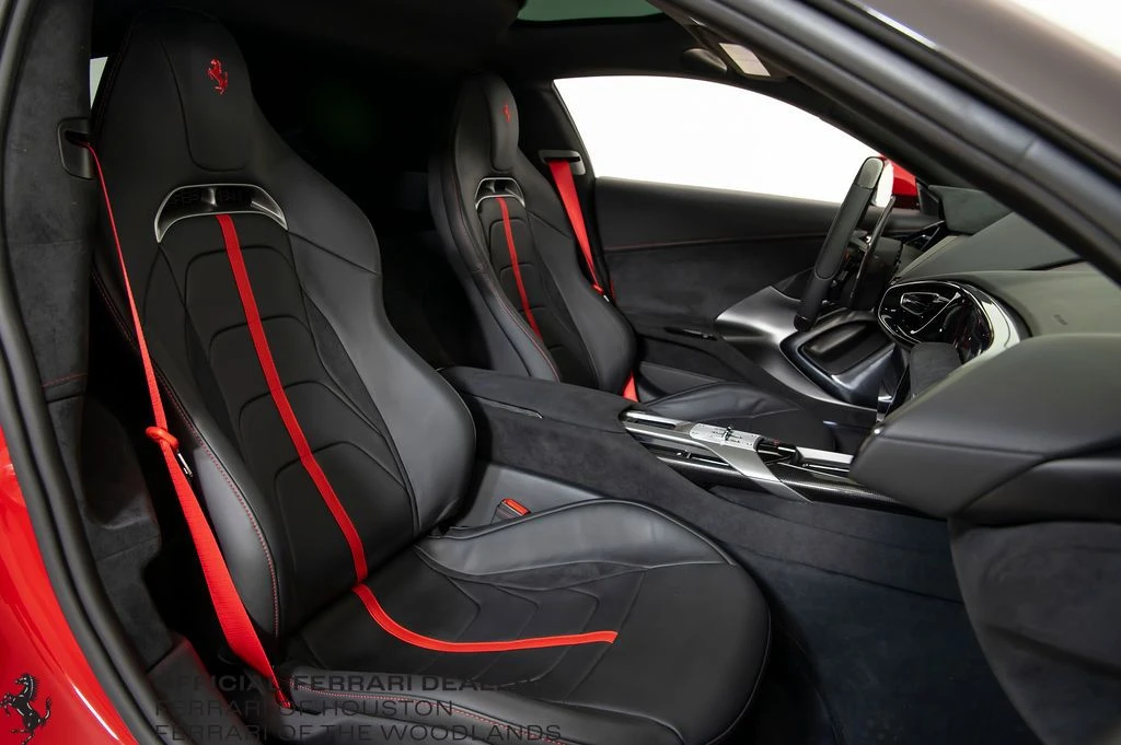 2025 Ferrari 12Cilindri - Image 21 of 31