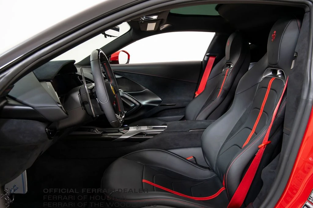 2025 Ferrari 12Cilindri - Image 5 of 31