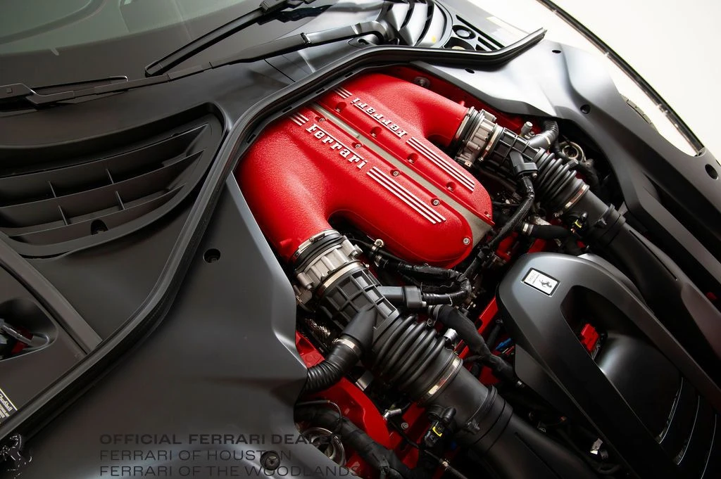 2025 Ferrari 12Cilindri - Image 28 of 31