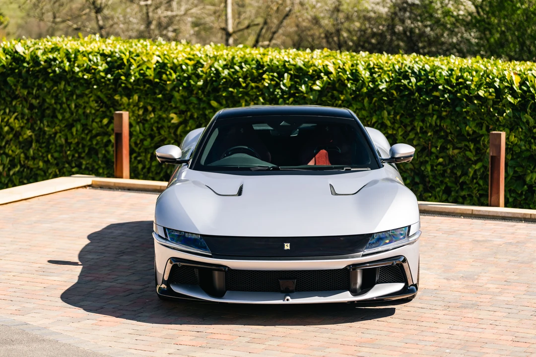 2025 Ferrari 12Cilindri - Image 2 of 31