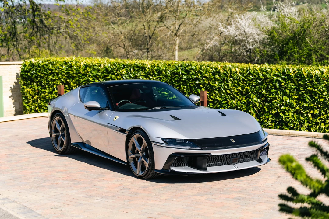 2025 Ferrari 12Cilindri - Image 19 of 31
