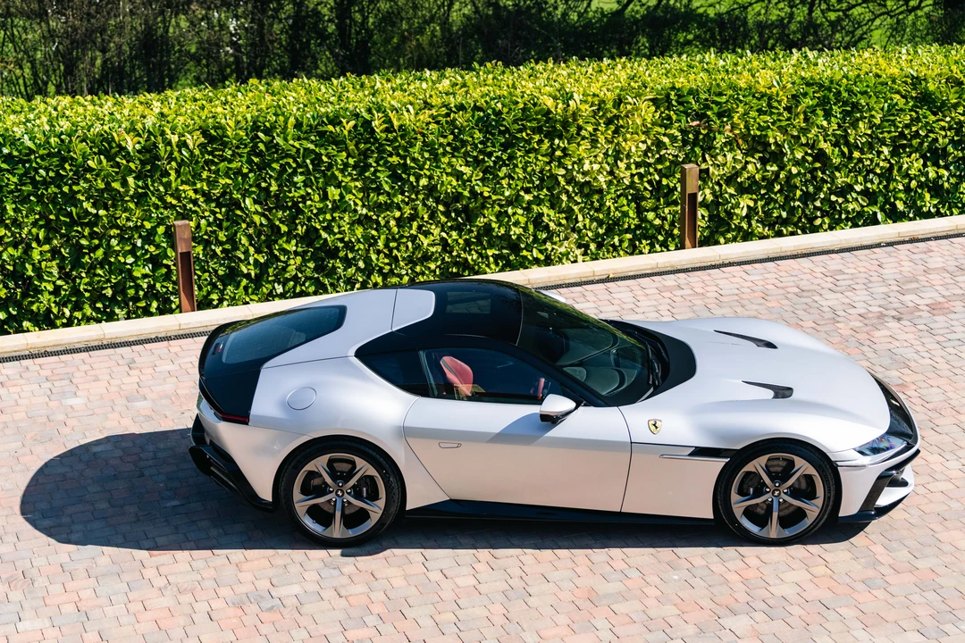 2025 Ferrari 12Cilindri - Image 8 of 31
