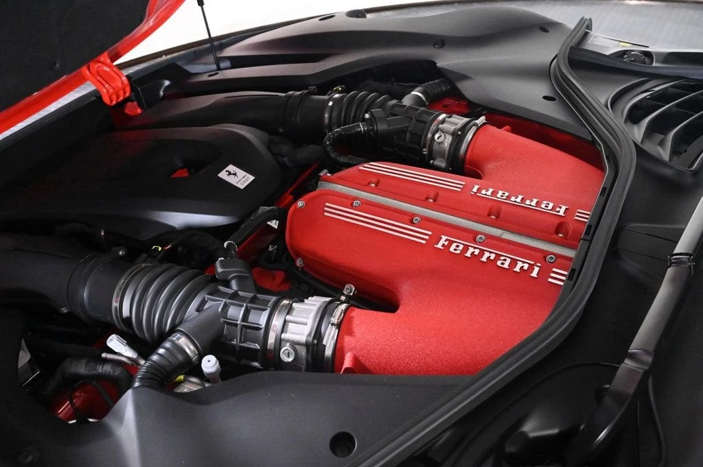 2025 Ferrari 12Cilindri - Image 5 of 6