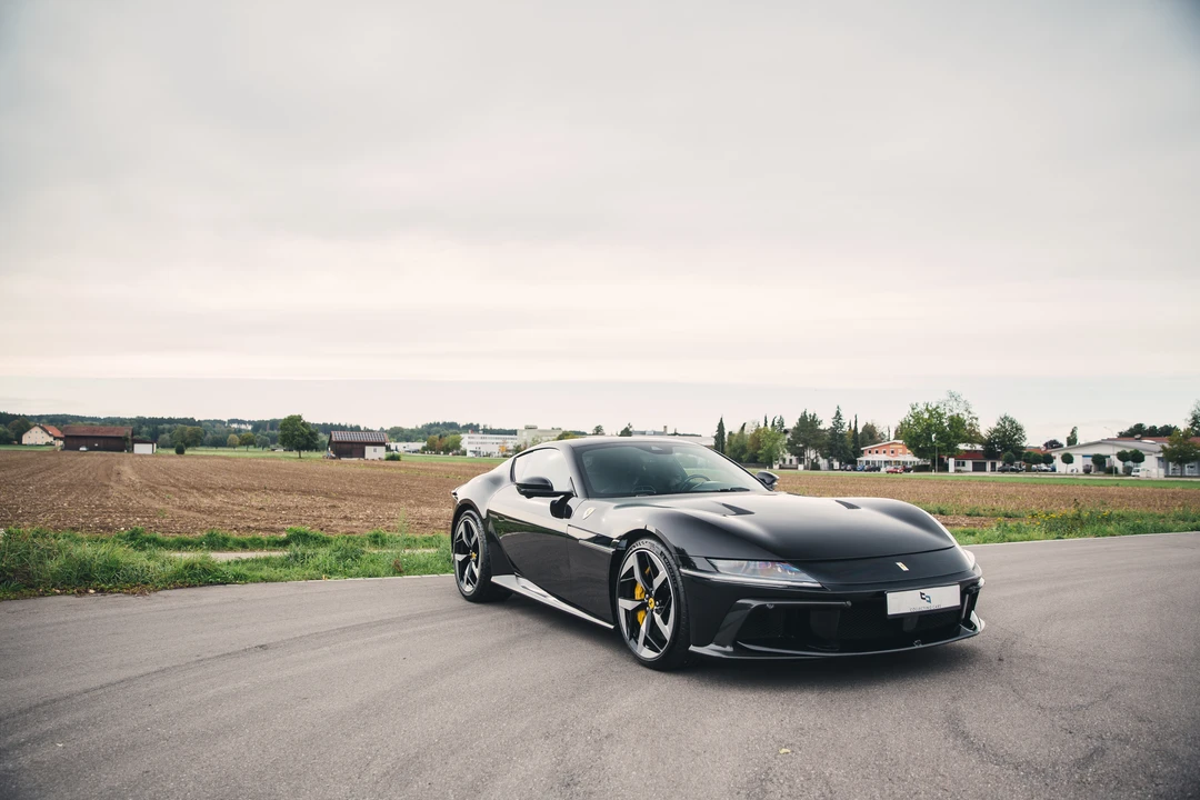 2025 Ferrari 12Cilindri - Image 26 of 31