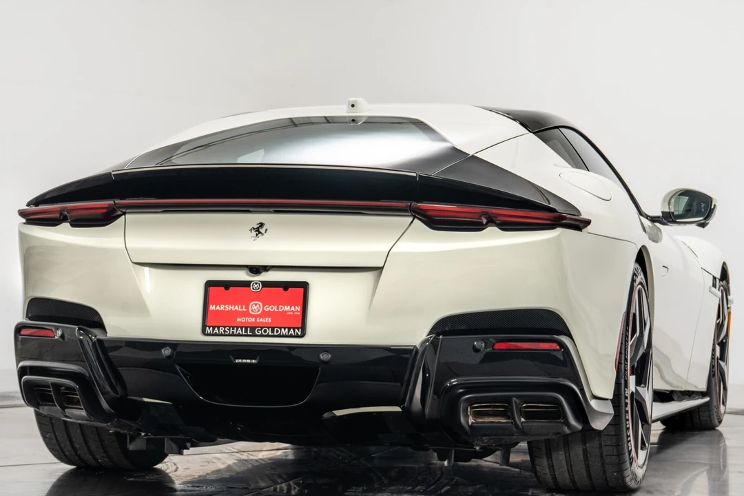 2025 Ferrari 12Cilindri - Image 9 of 21