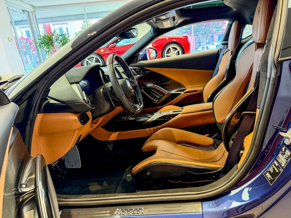 2025 Ferrari 12Cilindri - Image 10 of 23