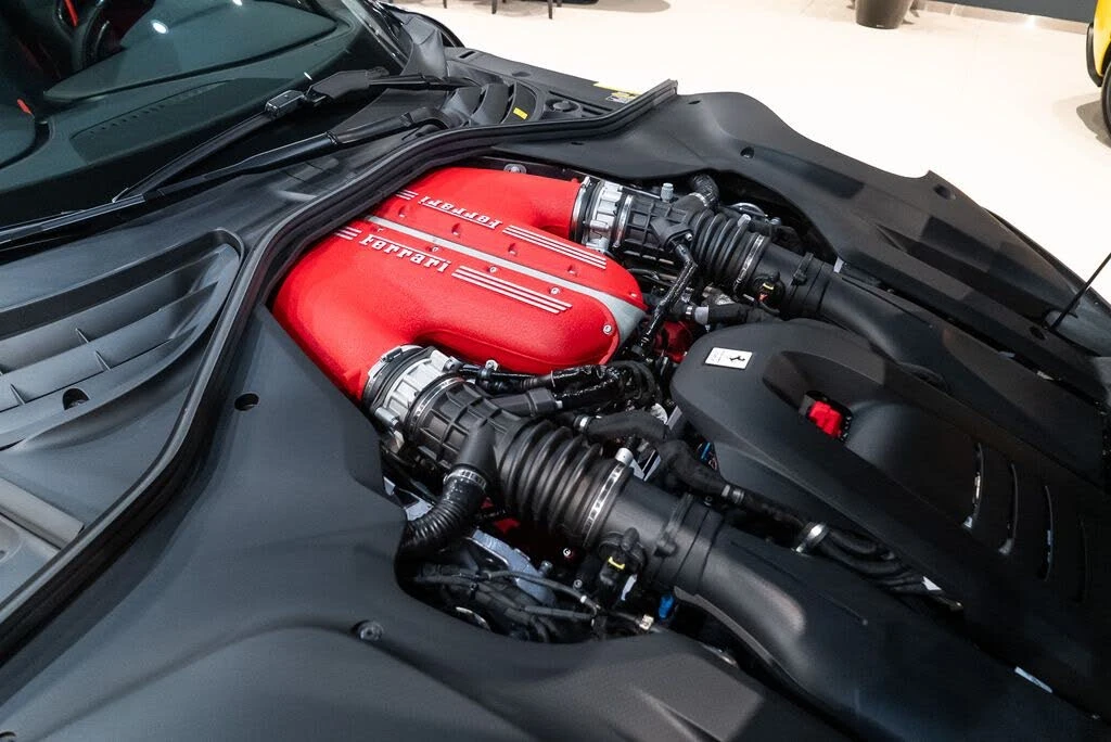 2025 Ferrari 12Cilindri - Image 22 of 31