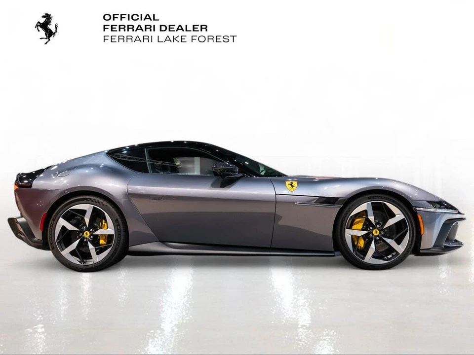 2025 Ferrari 12Cilindri - Image 9 of 31