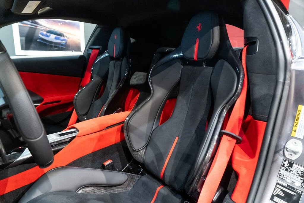2025 Ferrari 12Cilindri - Image 4 of 31