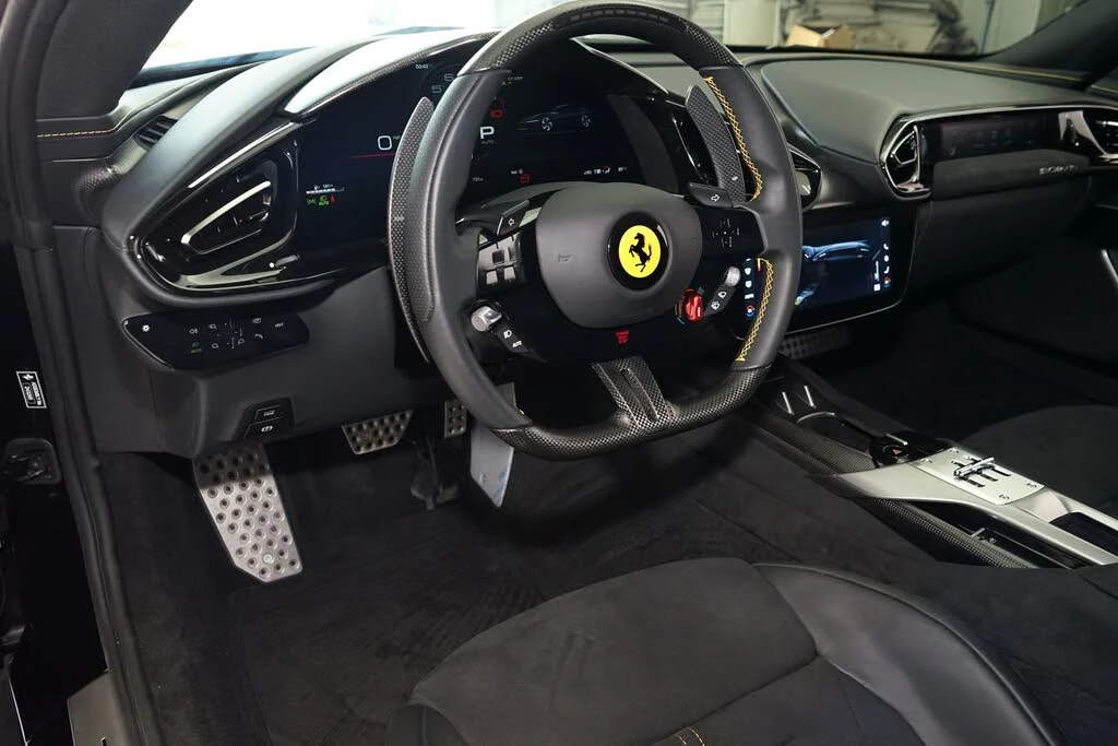 2025 Ferrari 12Cilindri - Image 16 of 31