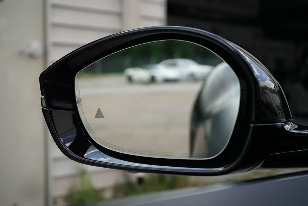 2025 Ferrari 12Cilindri - Image 29 of 31