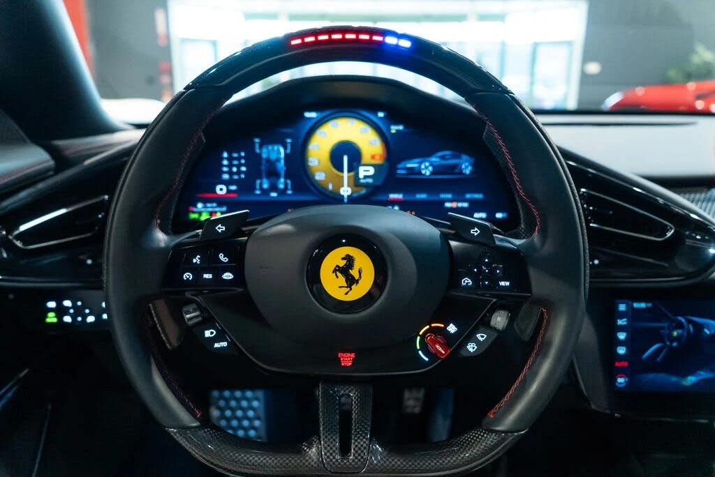 2025 Ferrari 12Cilindri - Image 5 of 31