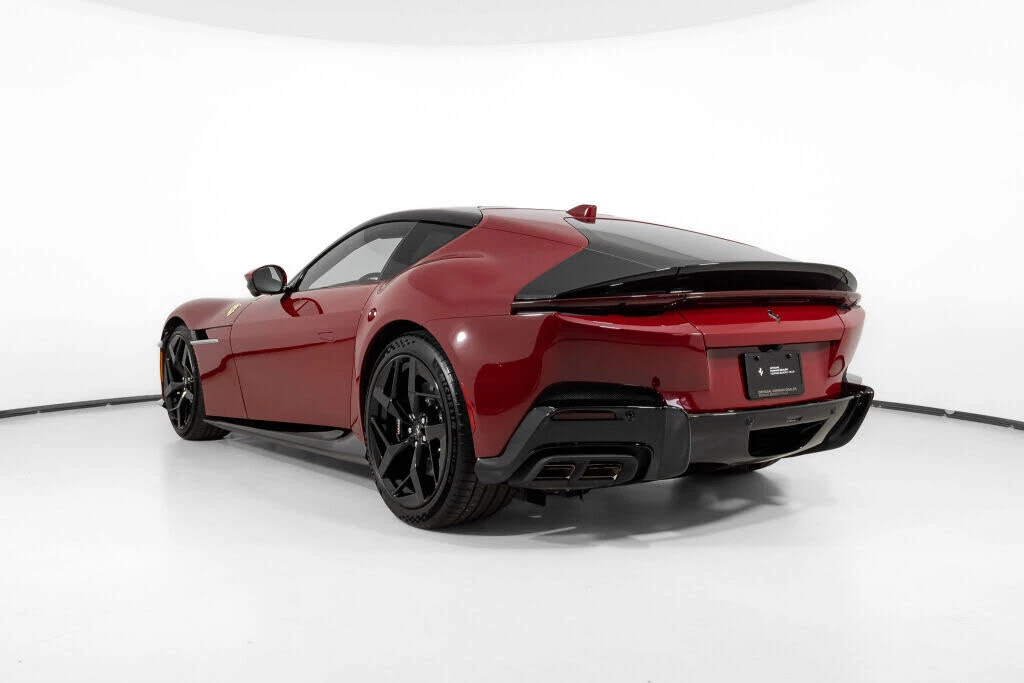 2025 Ferrari 12Cilindri - Image 4 of 31