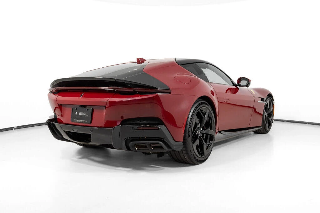 2025 Ferrari 12Cilindri - Image 8 of 31