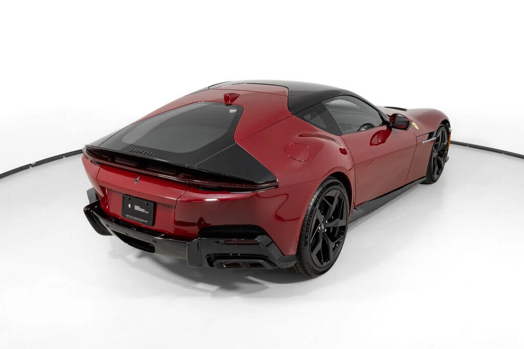 2025 Ferrari 12Cilindri - Image 9 of 31