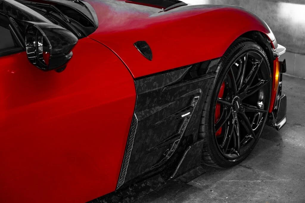 2025 Ferrari 12Cilindri - Image 31 of 31