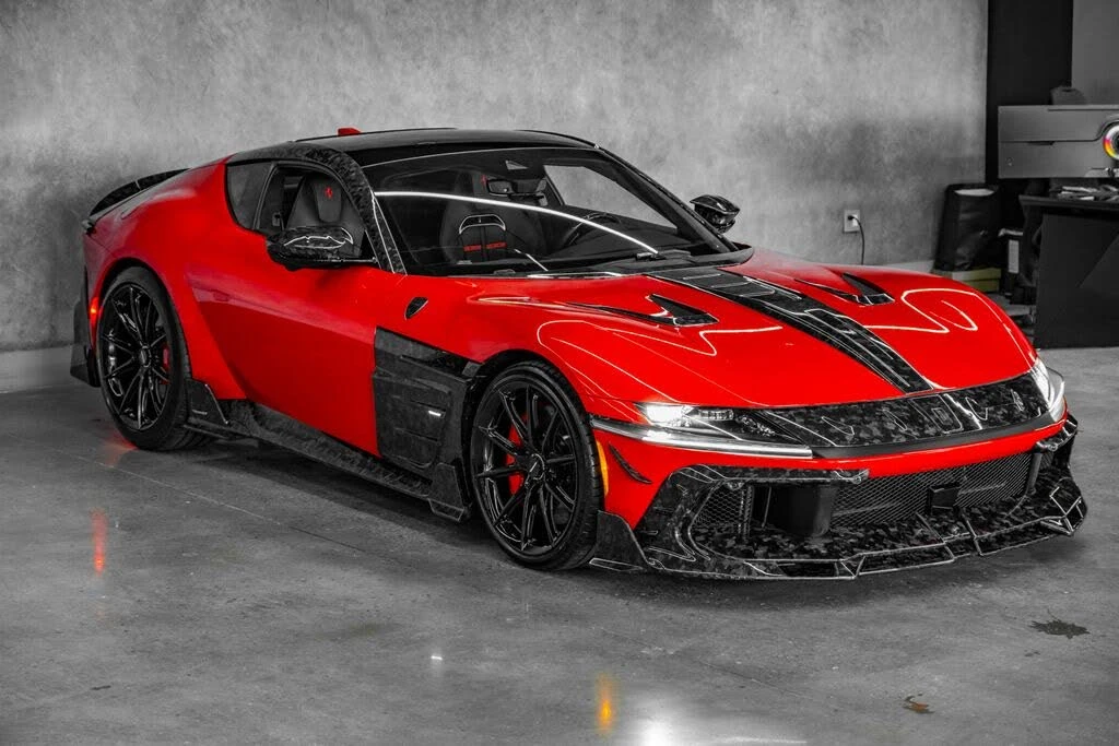 2025 Ferrari 12Cilindri - Image 2 of 31