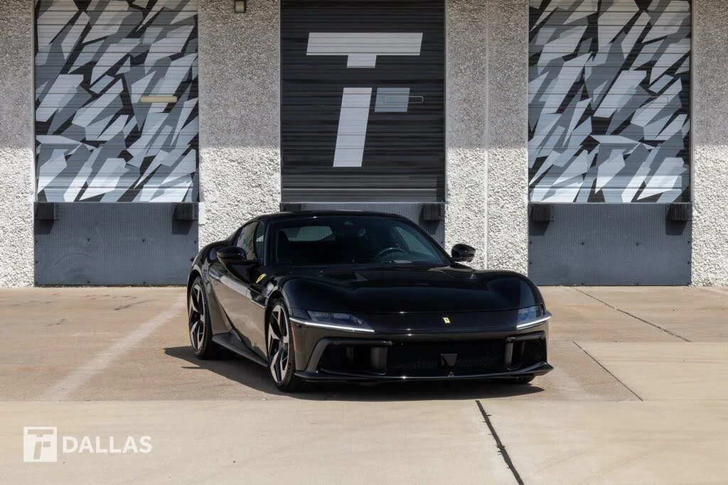 2025 Ferrari 12Cilindri - Image 2 of 31