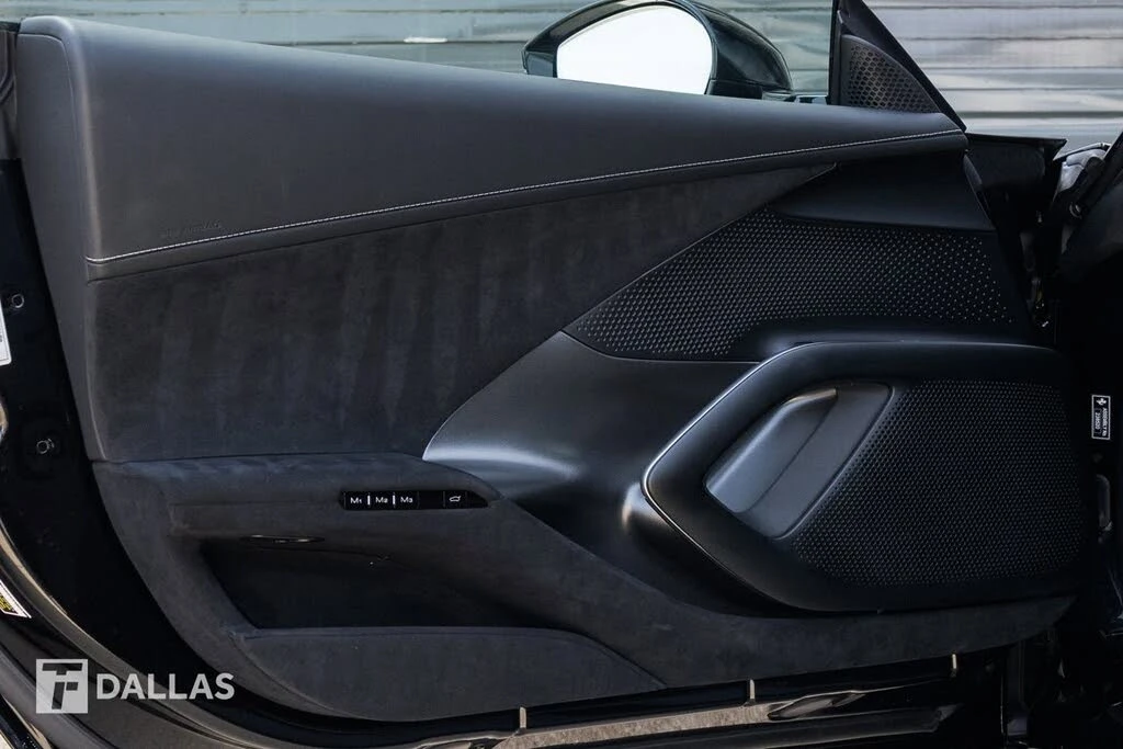 2025 Ferrari 12Cilindri - Image 21 of 31