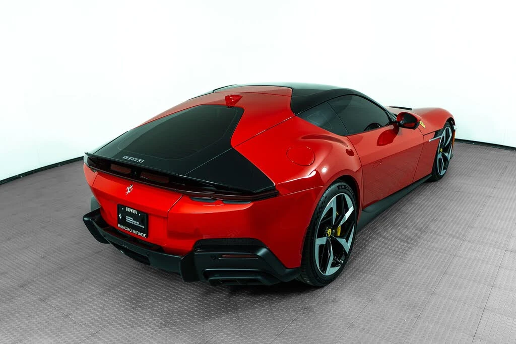 2025 Ferrari 12Cilindri - Image 9 of 31