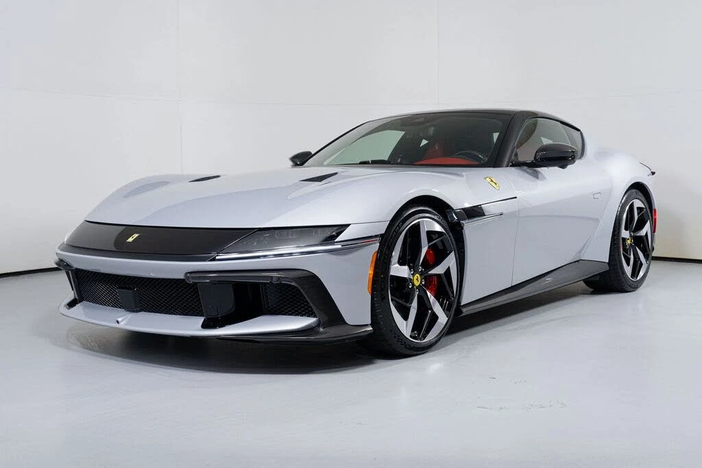 2025 Ferrari 12Cilindri - Image 11 of 31