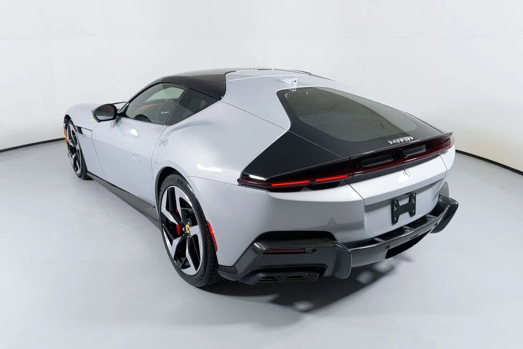 2025 Ferrari 12Cilindri - Image 14 of 31