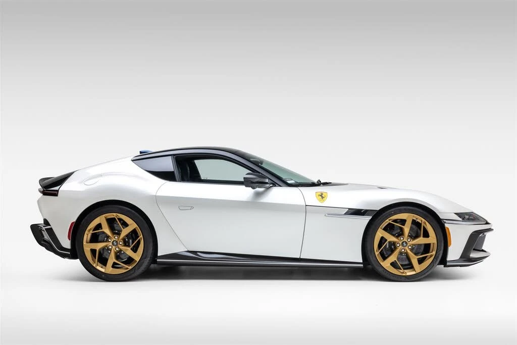 2025 Ferrari 12Cilindri - Image 6 of 31