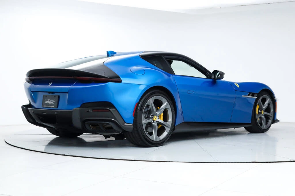 2025 Ferrari 12Cilindri - Image 3 of 31