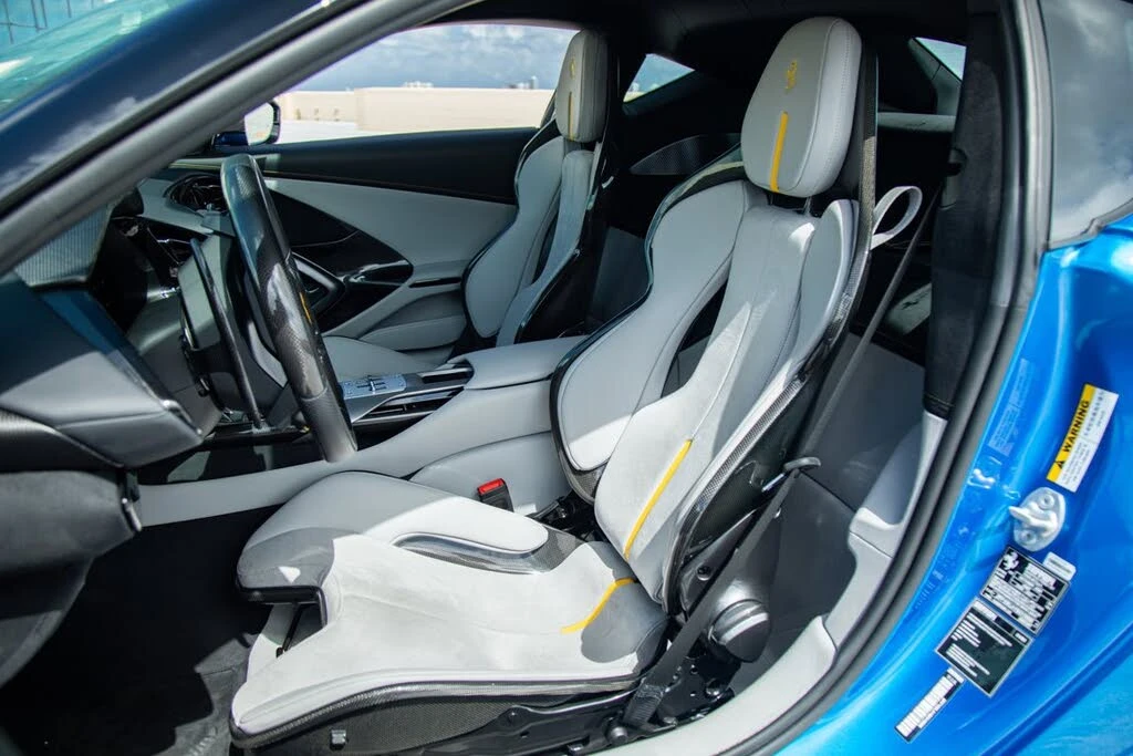 2025 Ferrari 12Cilindri - Image 12 of 31