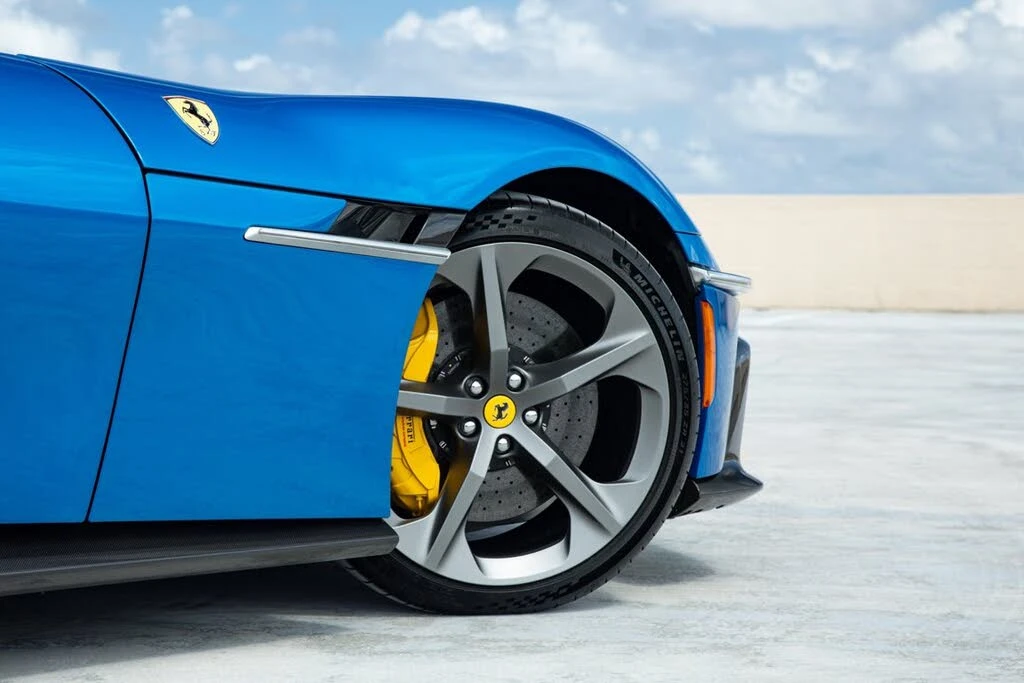 2025 Ferrari 12Cilindri - Image 22 of 31