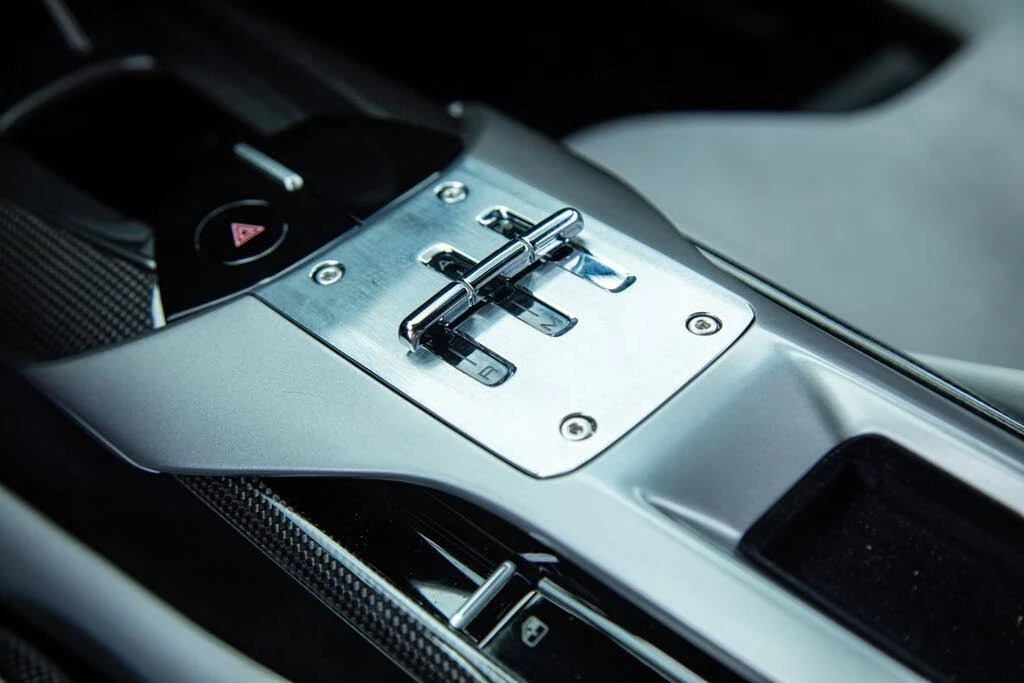 2025 Ferrari 12Cilindri - Image 27 of 31