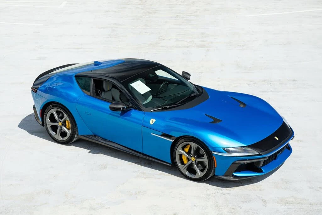 2025 Ferrari 12Cilindri - Image 26 of 31