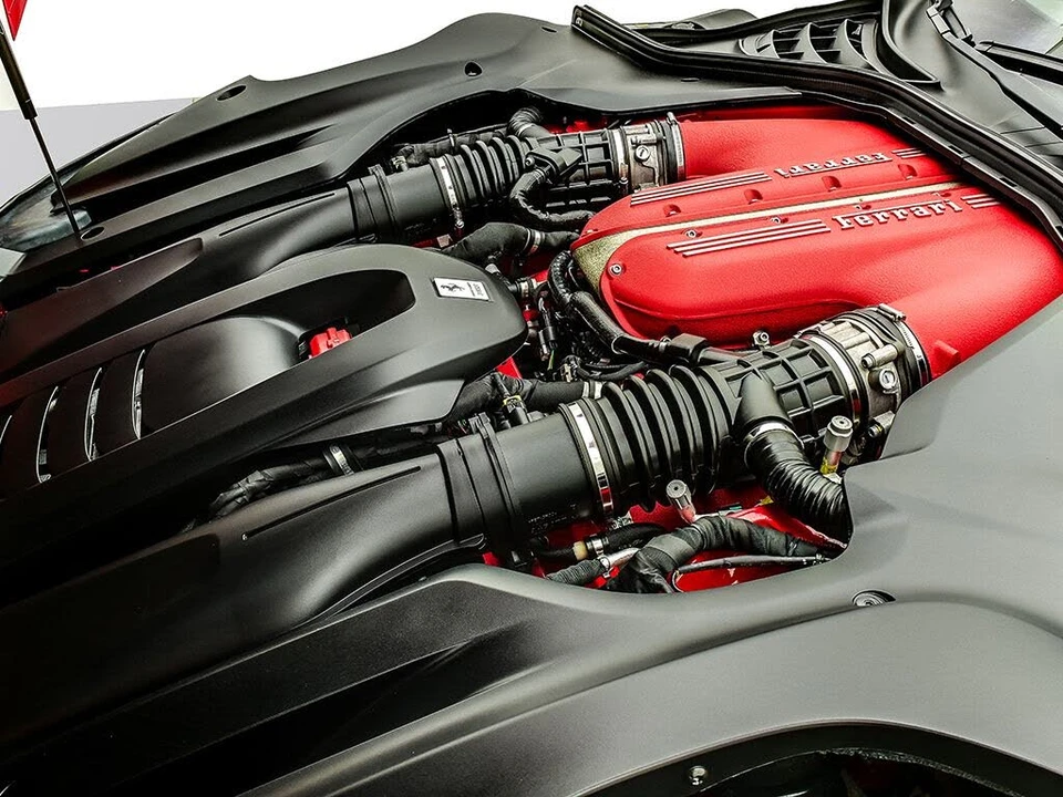 2025 Ferrari 12Cilindri - Image 28 of 31