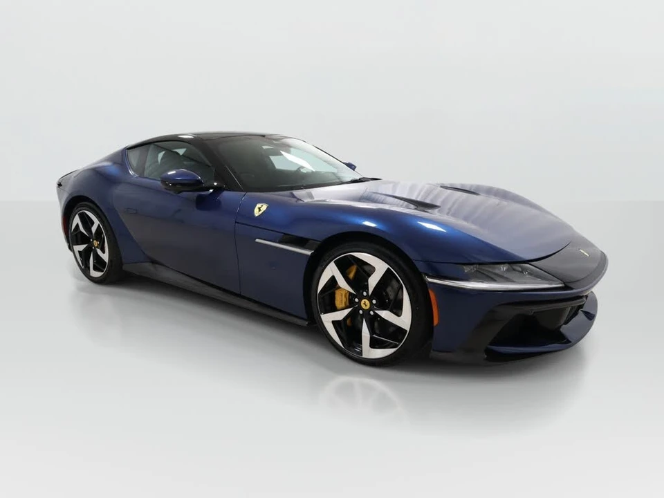 2025 Ferrari 12Cilindri - Image 8 of 31