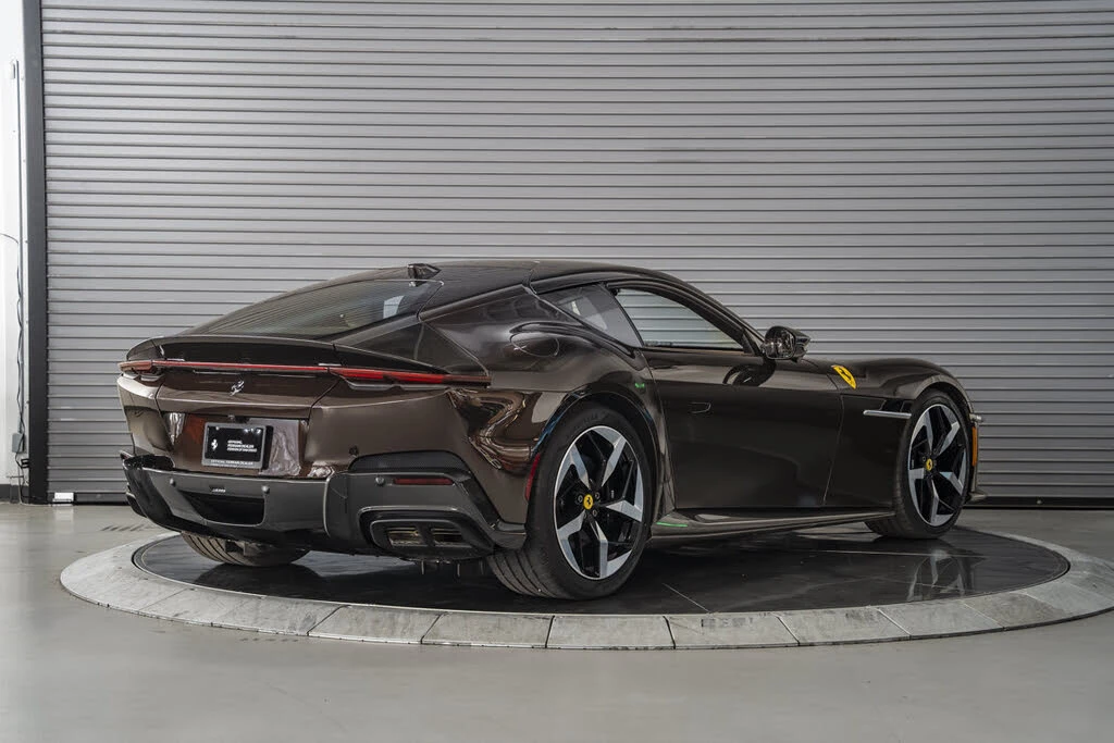 2025 Ferrari 12Cilindri - Image 5 of 31