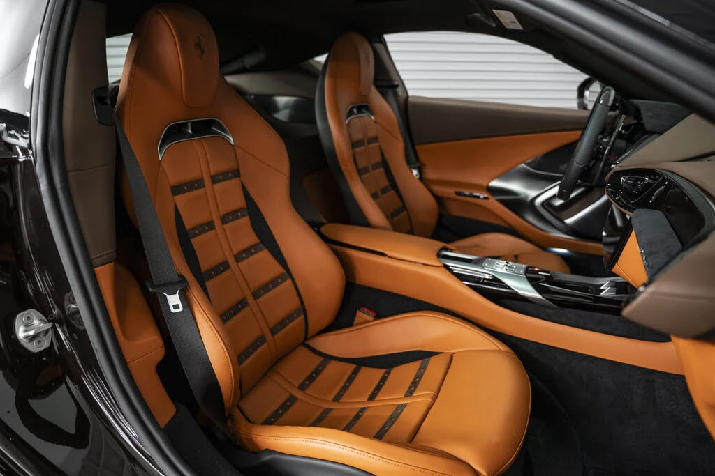 2025 Ferrari 12Cilindri - Image 28 of 31