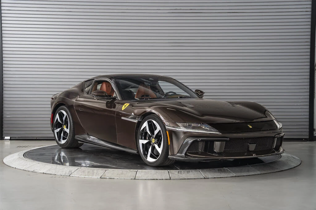 2025 Ferrari 12Cilindri - Image 7 of 31