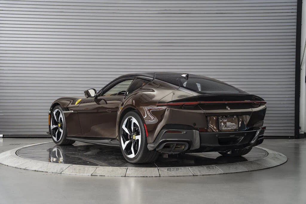 2025 Ferrari 12Cilindri - Image 3 of 31