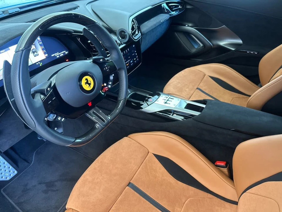 2025 Ferrari 12Cilindri - Image 10 of 31