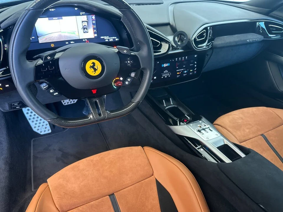 2025 Ferrari 12Cilindri - Image 5 of 31