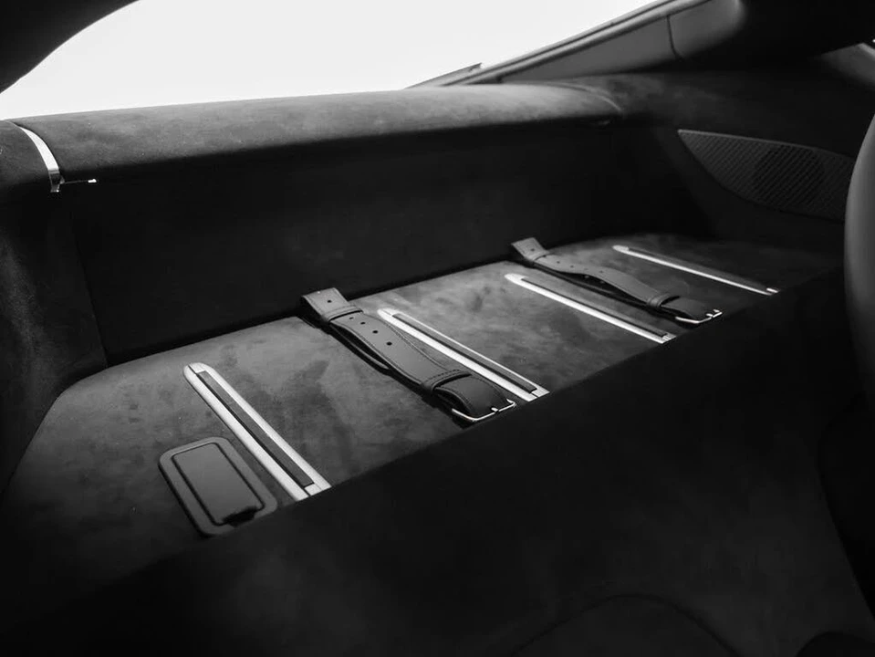 2025 Ferrari 12Cilindri - Image 29 of 31
