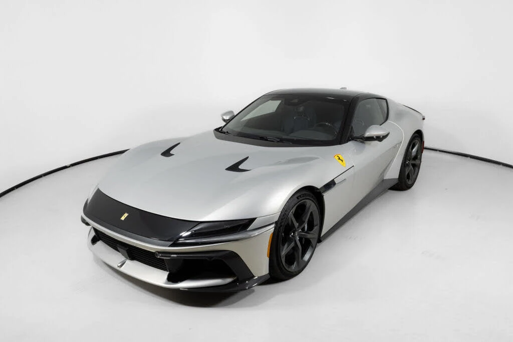 2025 Ferrari 12Cilindri - Image 21 of 31