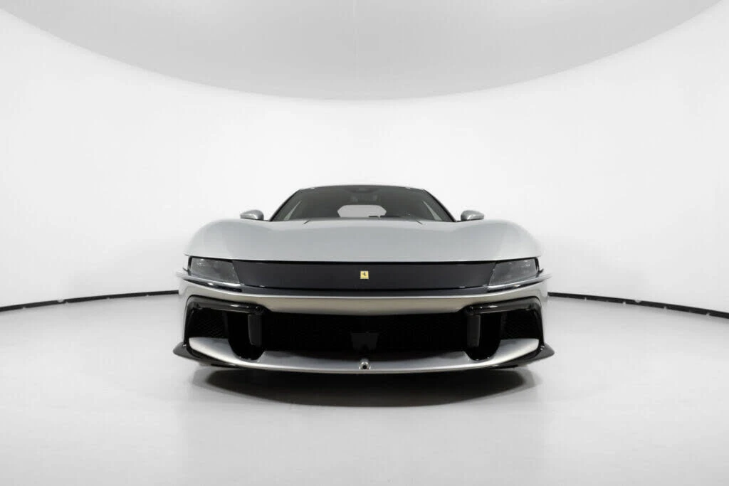 2025 Ferrari 12Cilindri - Image 8 of 31