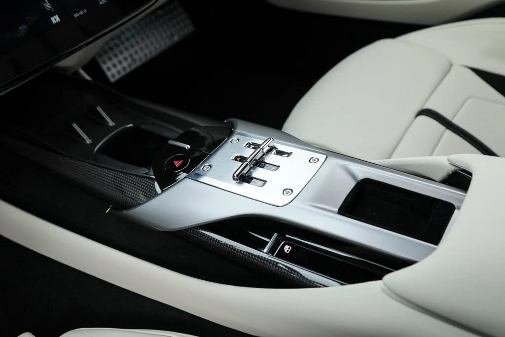 2025 Ferrari 12Cilindri - Image 31 of 31