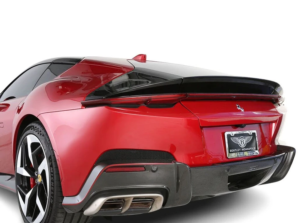 2025 Ferrari 12Cilindri - Image 10 of 31