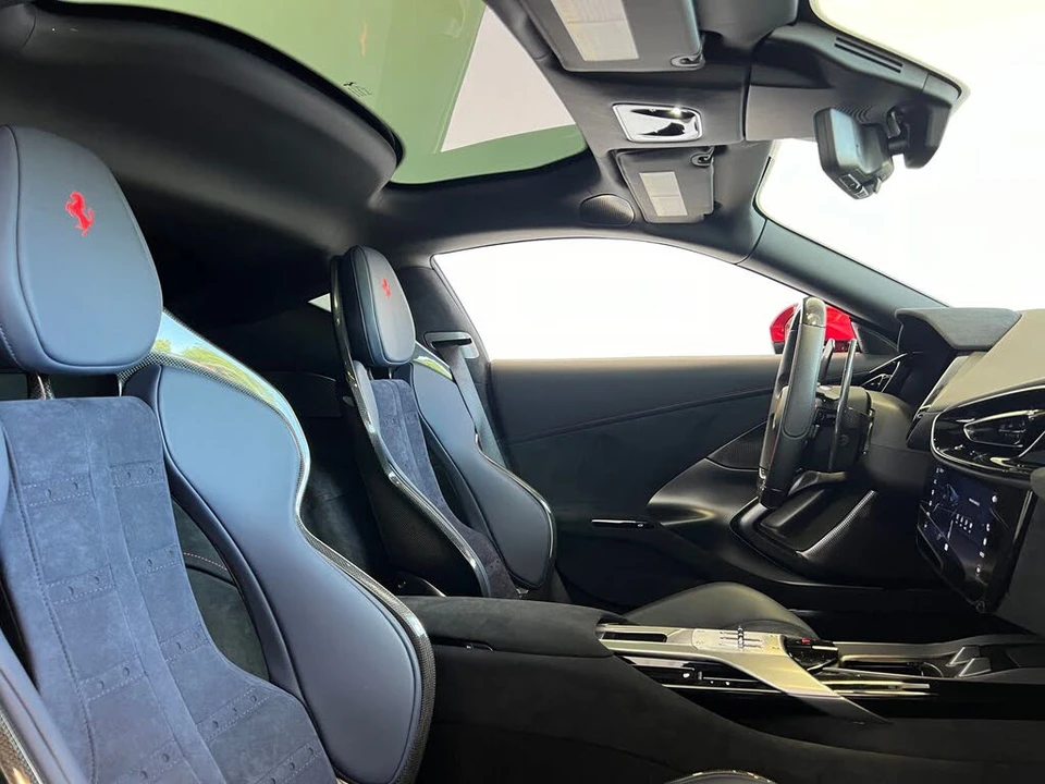 2025 Ferrari 12Cilindri - Image 2 of 31