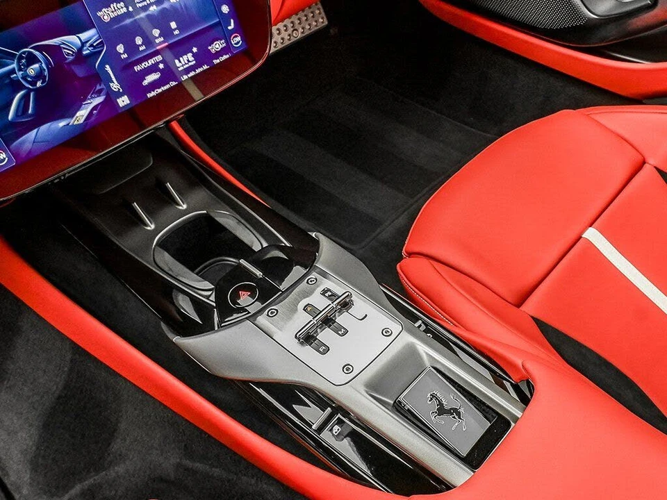 2025 Ferrari 12Cilindri - Image 14 of 31