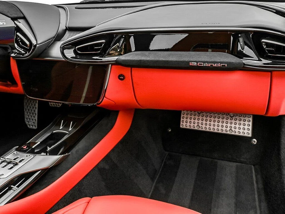 2025 Ferrari 12Cilindri - Image 20 of 31